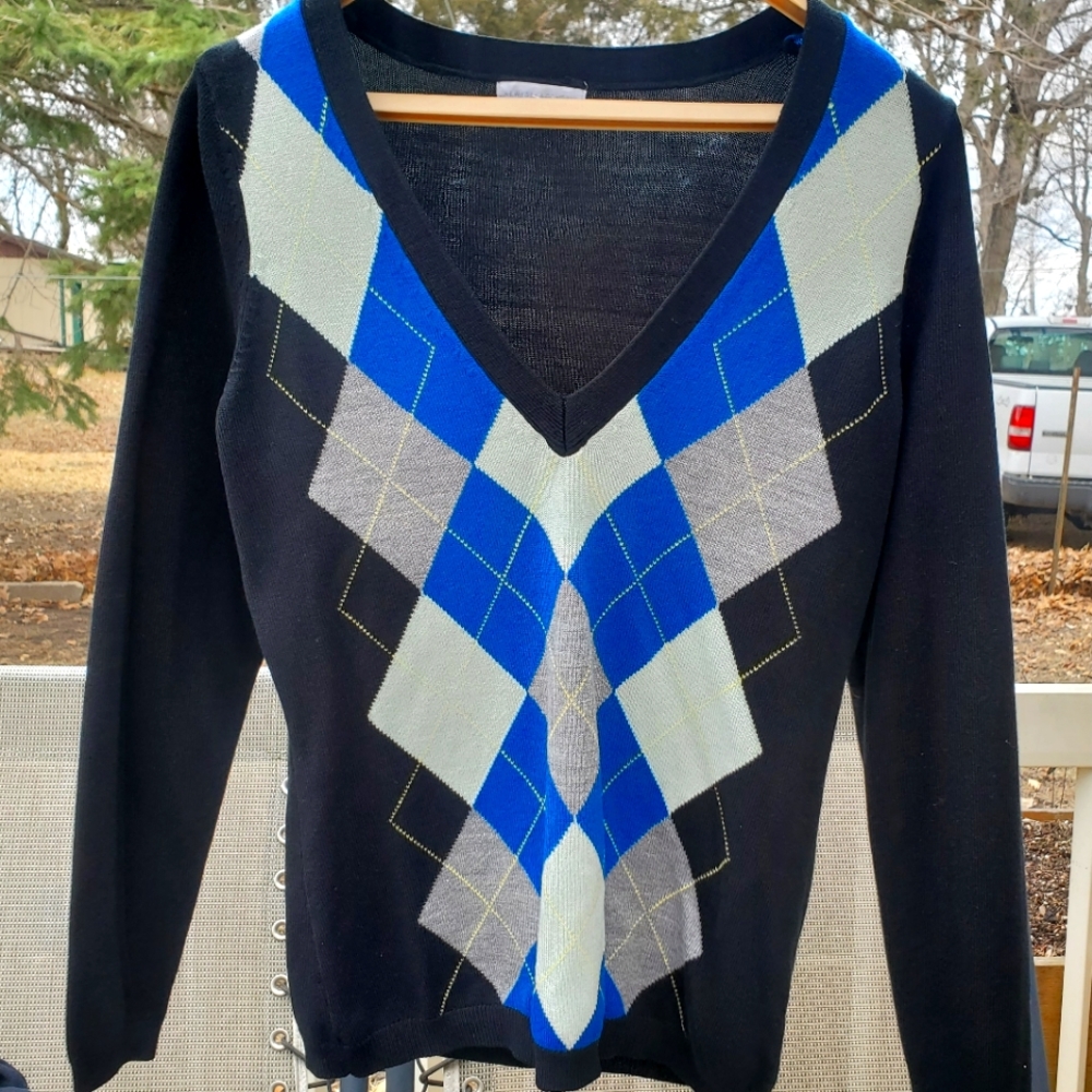 Lightweight NY&Co Argyle Sweater - Picture 1 of 3